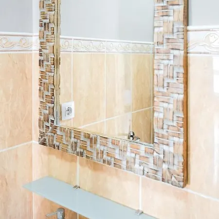 Rosa Dei Venti Sea View - 4 Persons - Wifi Free דירה קורלחו