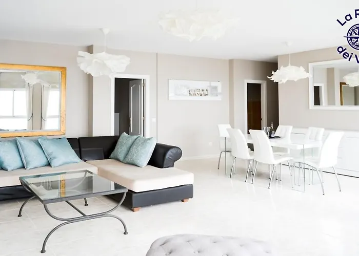 アパート Rosa Dei Venti Sea View - 4 Persons - Wifi Free コラレホ